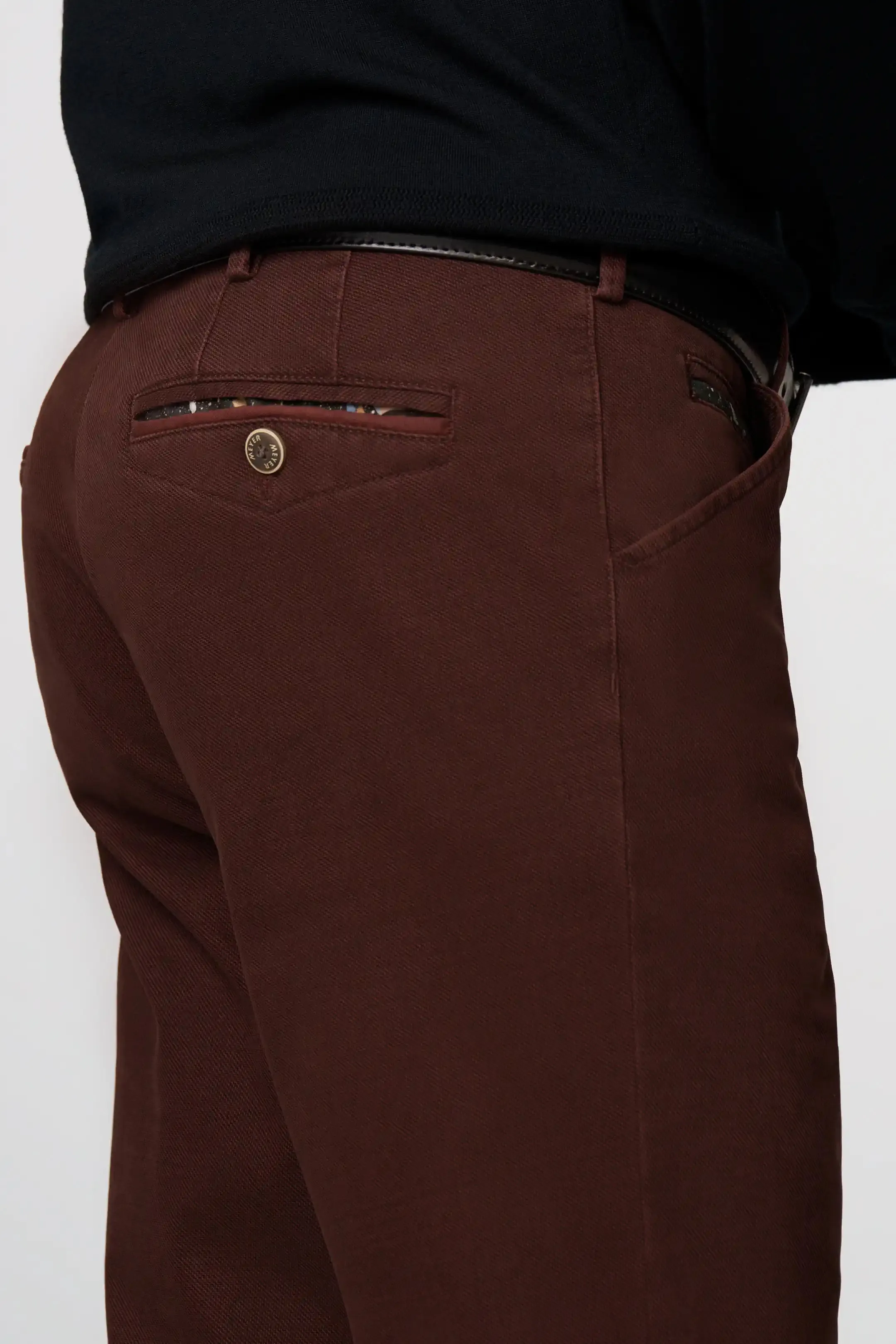 30% OFF - MEYER Chicago Trousers - 5613 Fine Micro Cotton Chinos - Bordeaux