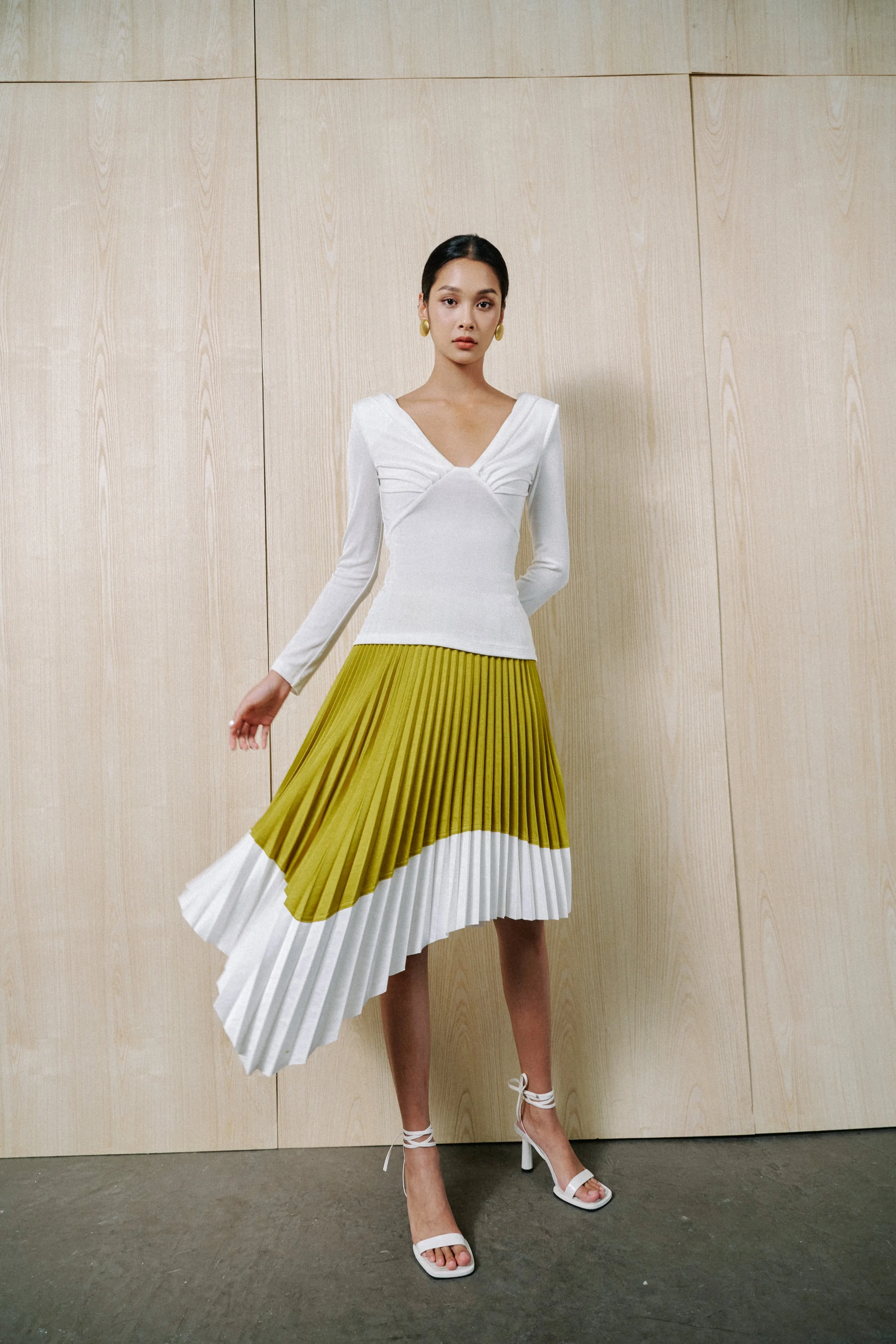Arrow Pleated Skirt
