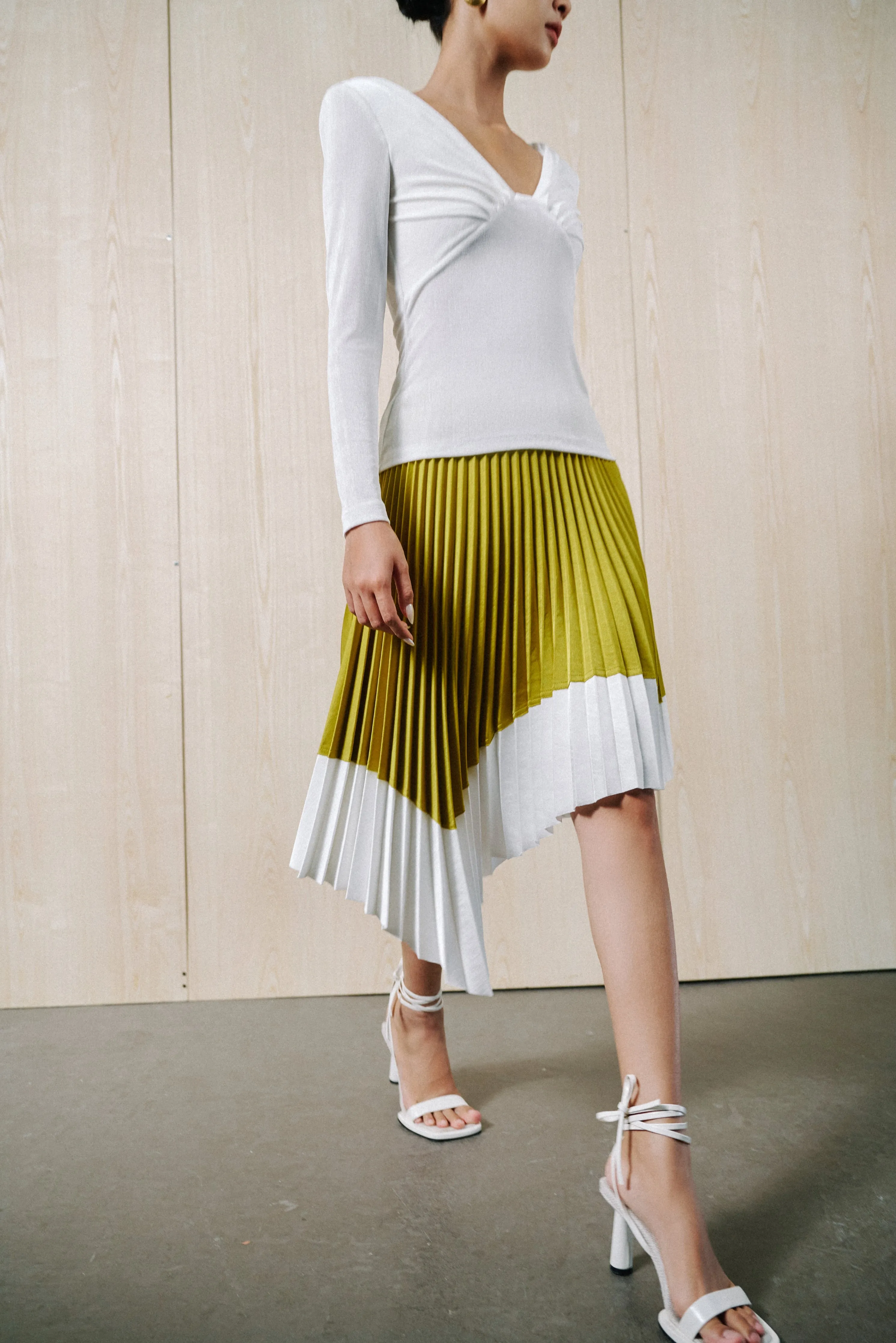 Arrow Pleated Skirt