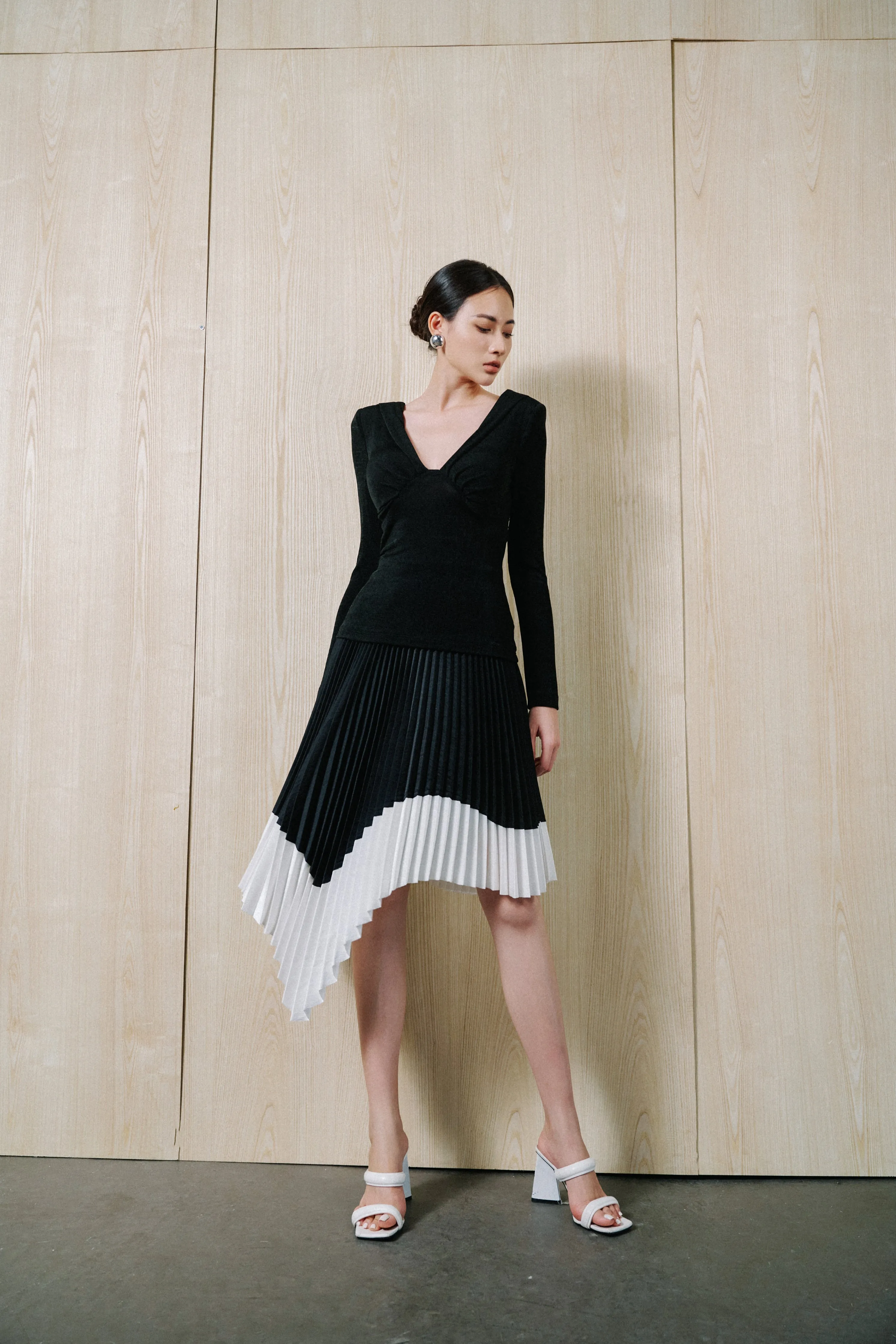 Arrow Pleated Skirt