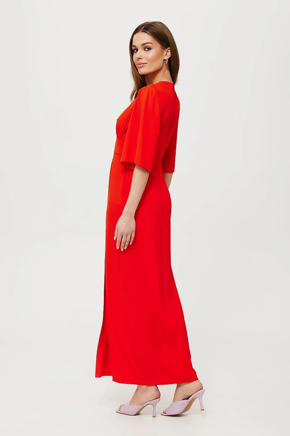 Charming V-shaped neck cocktail dress