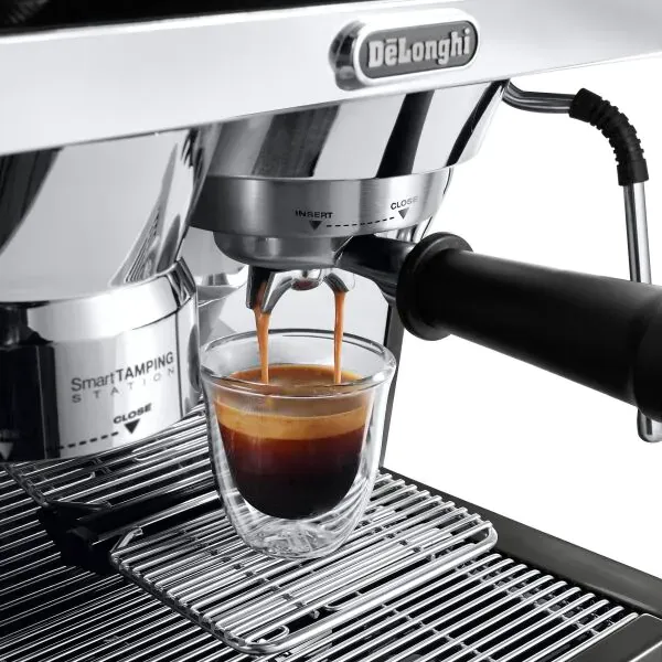 Delonghi La Specialista Coffee Machine Black EC9335BM