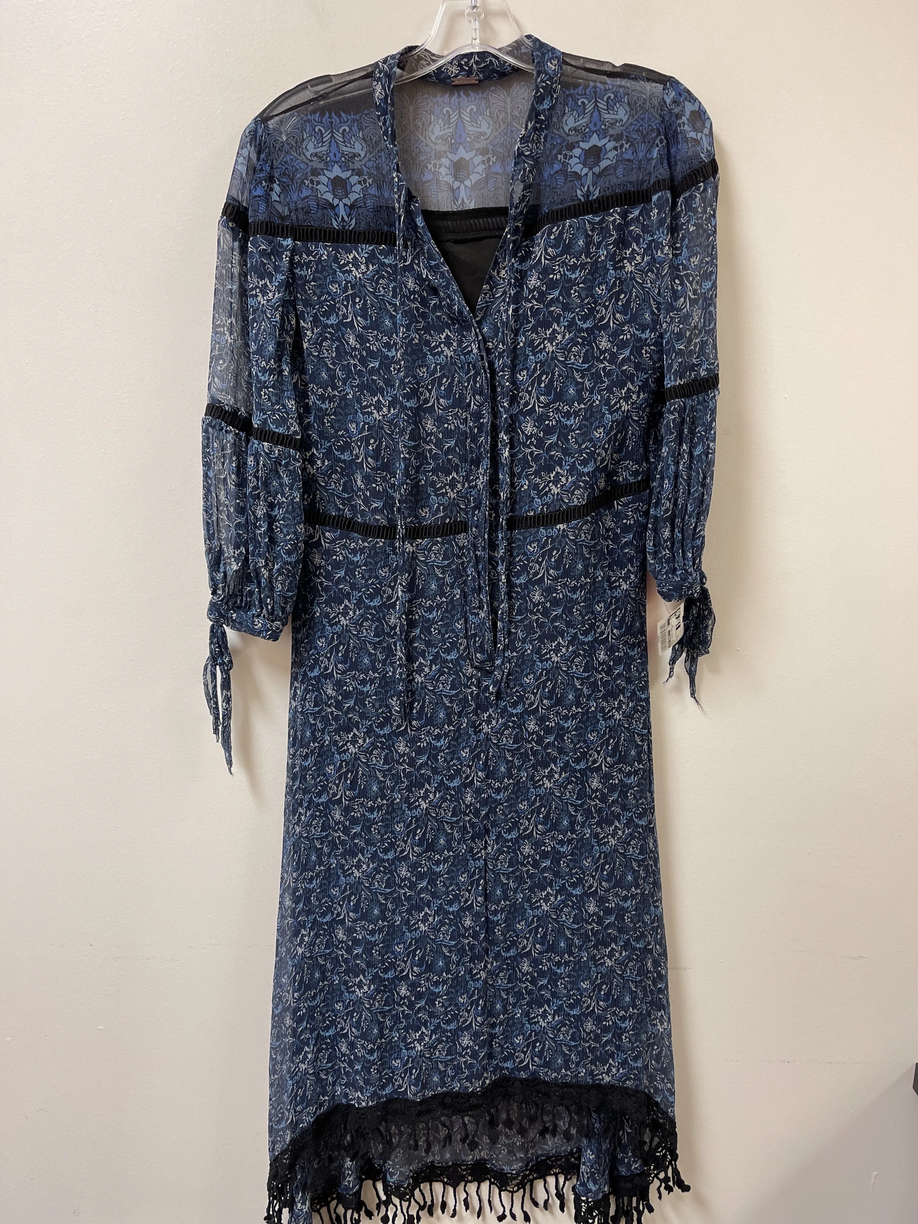 Dress Casual Midi By Elie Tahari  Size: M
