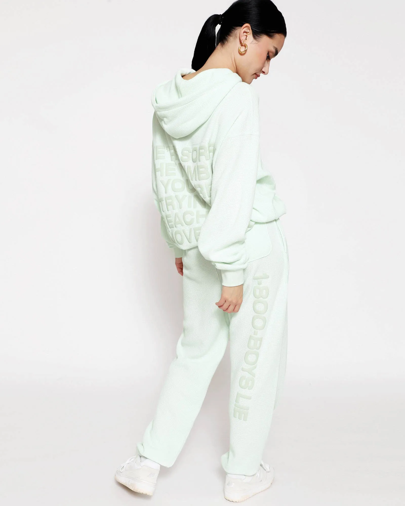 GREEN 1-800 REUNION SWEATPANTS
