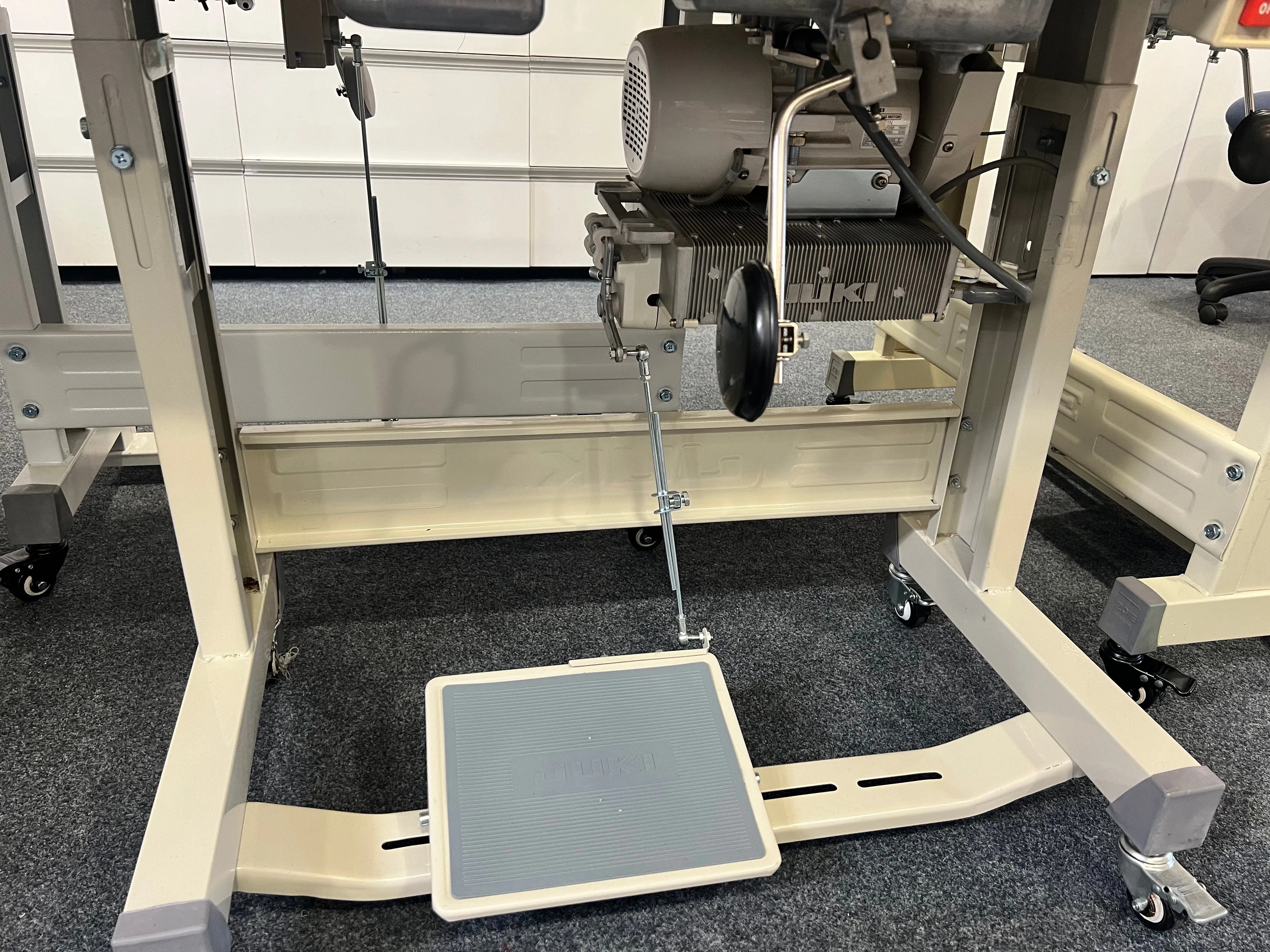 Juki Shuffle Walking Foot Machine - DU-1181N-7 - Automatic Thread Cut & Backtack - EX Lease