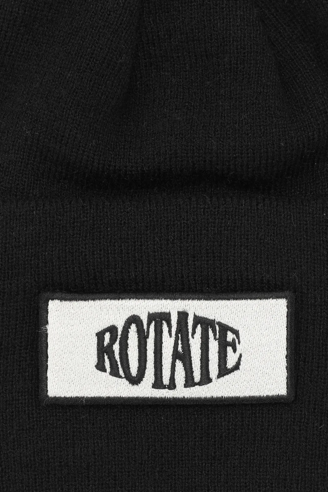Knitted Beanie W. Patch - Black