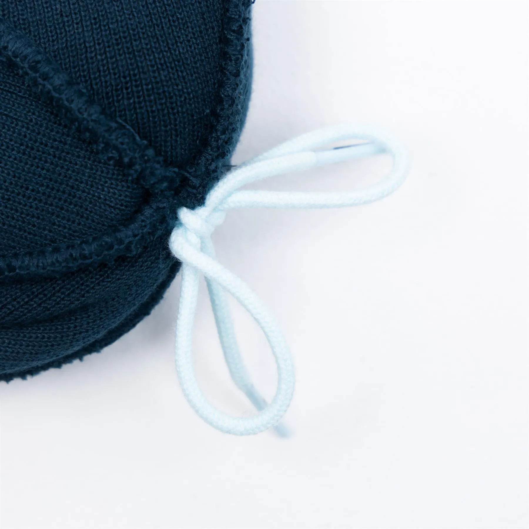 Peak Pattern Beanie Armory Navy/White - W24