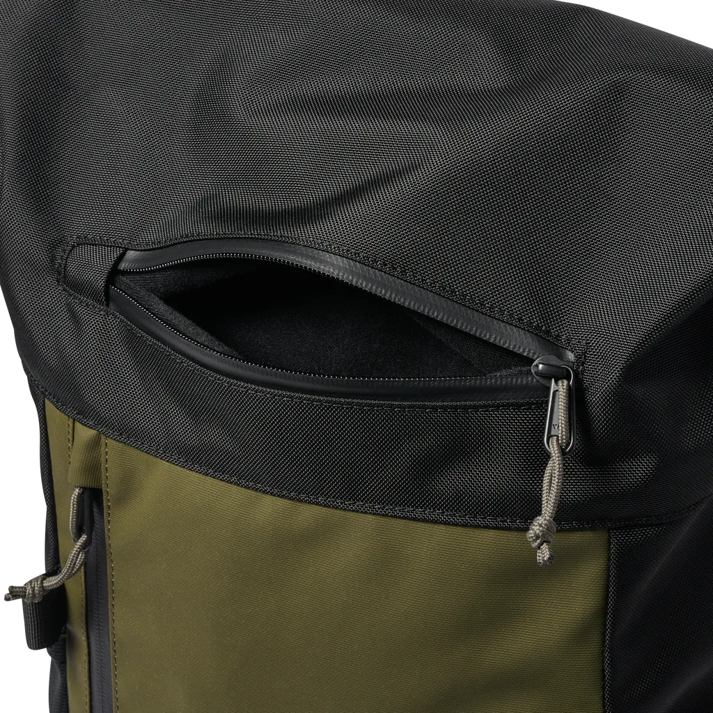 ROARK PASSENGER 27L 2.0 BLACK/MILITARY