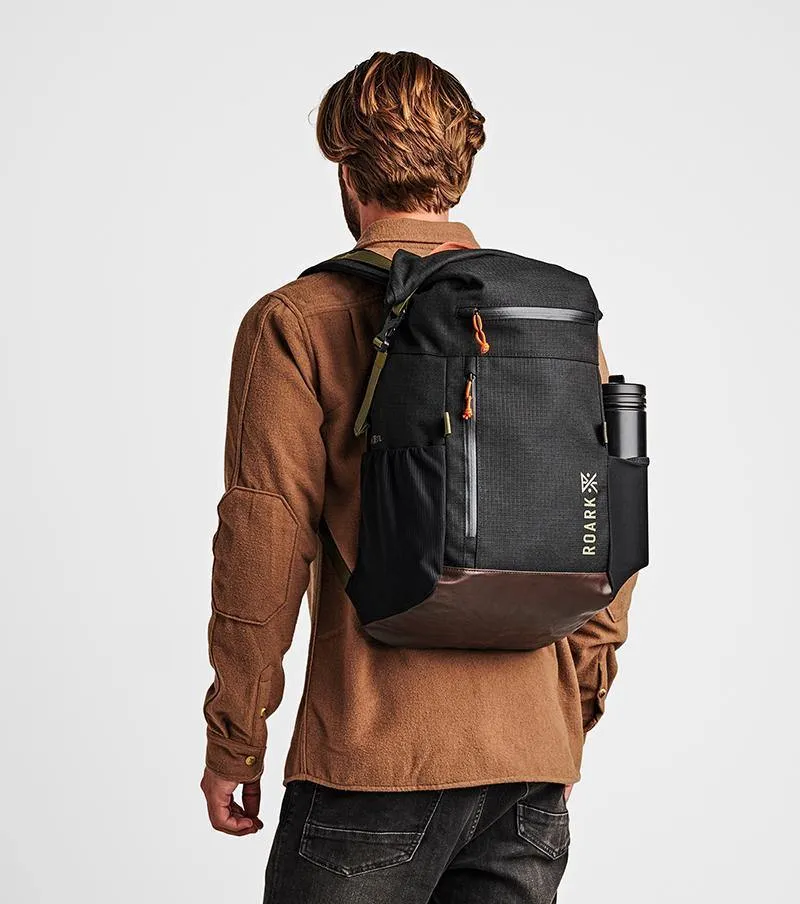 ROARK PASSENGER 27L BACKPACK BLACK