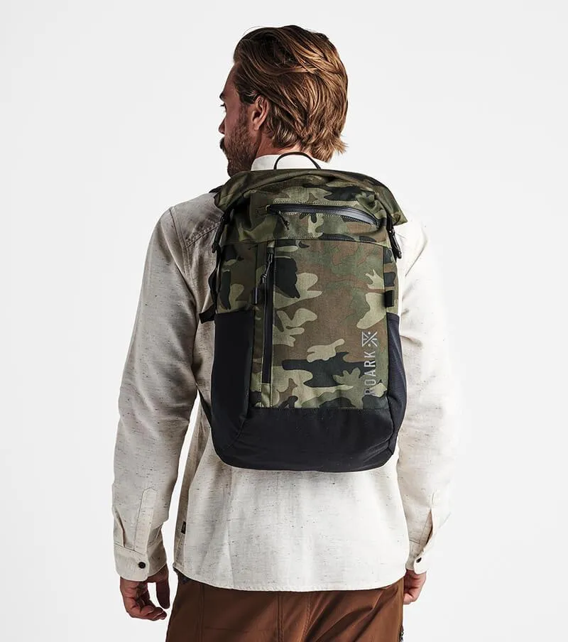 ROARK PASSENGER 27L BACKPACK CAMO