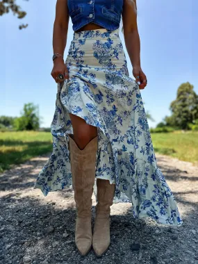 Slit Pleated Skirt