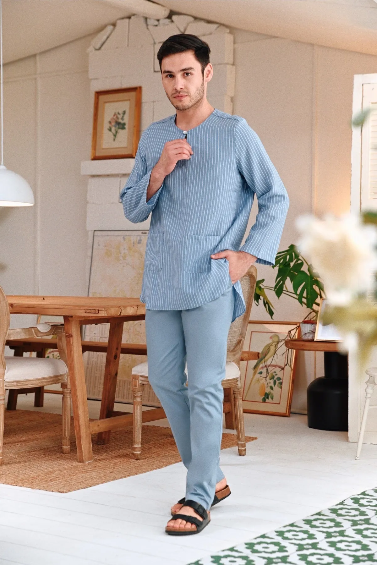 The Perfect Men Slim Fit Pants - Light Pigeon Blue