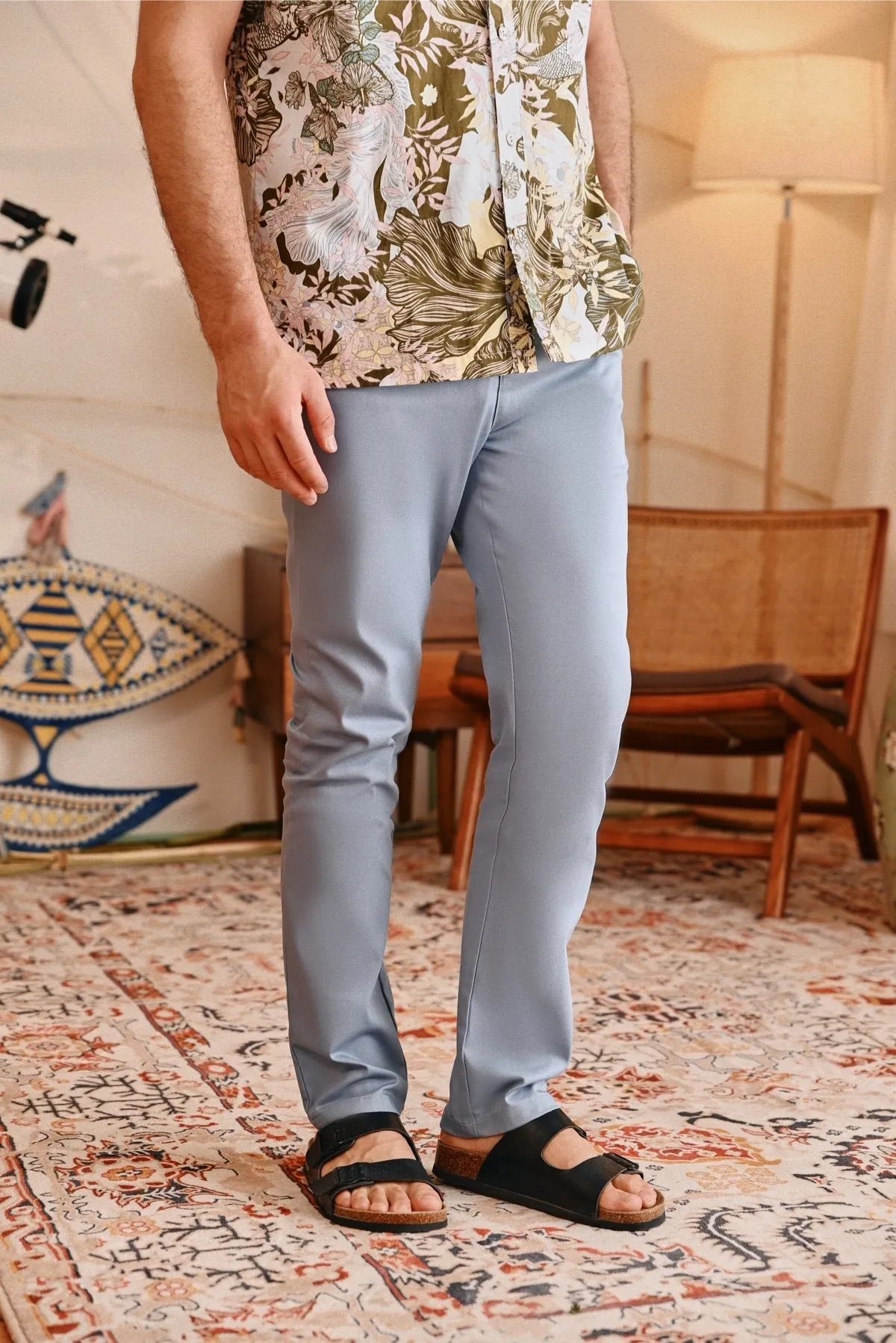 The Perfect Men Slim Fit Pants - Light Pigeon Blue