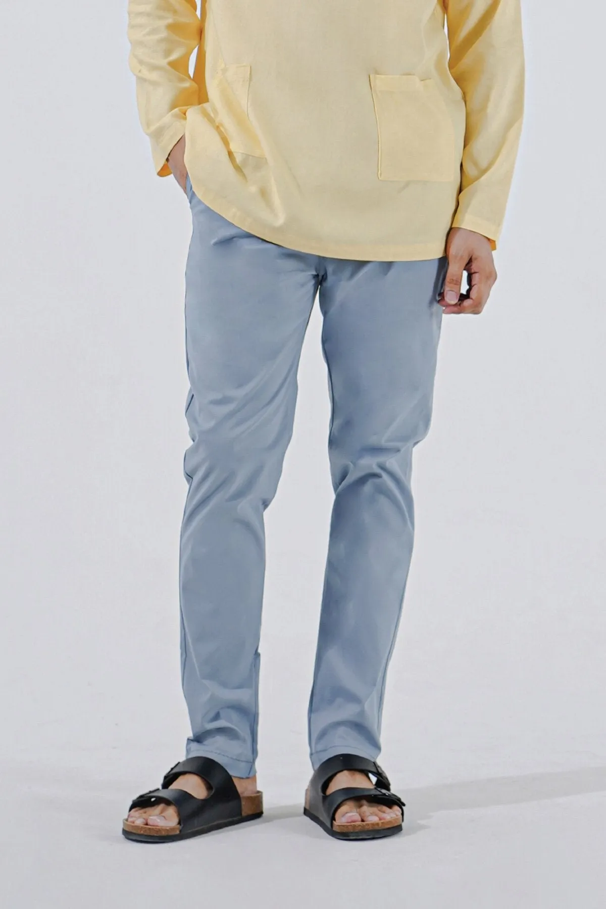 The Perfect Men Slim Fit Pants - Light Pigeon Blue
